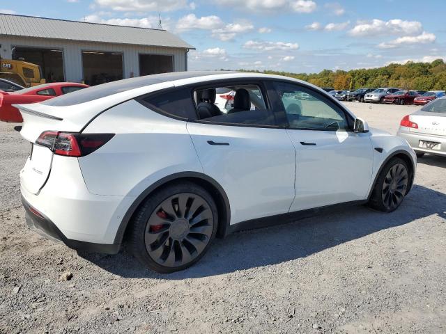 7SAYGDEF1NF466356 Tesla Model Y  3