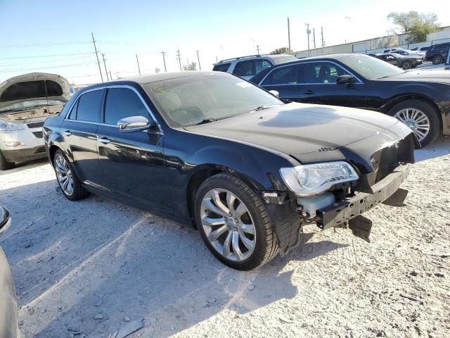 2C3CCAEG3KH537965 Chrysler 300 LIMITE 4