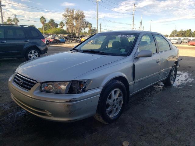 2000 Toyota Camry LE