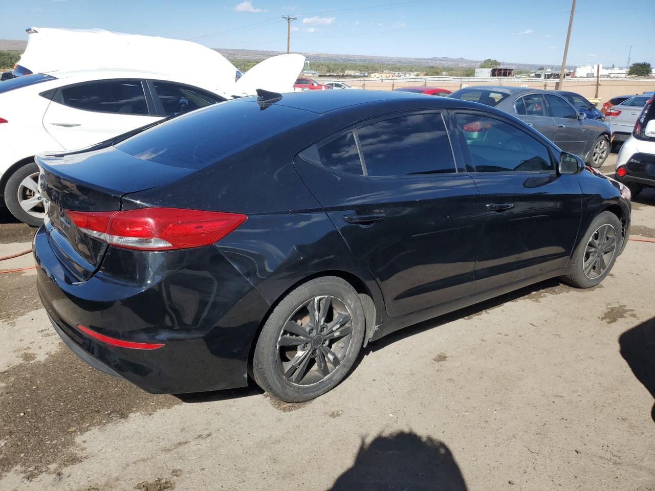 2018 Hyundai Elantra Sel vin: 5NPD84LF3JH280177