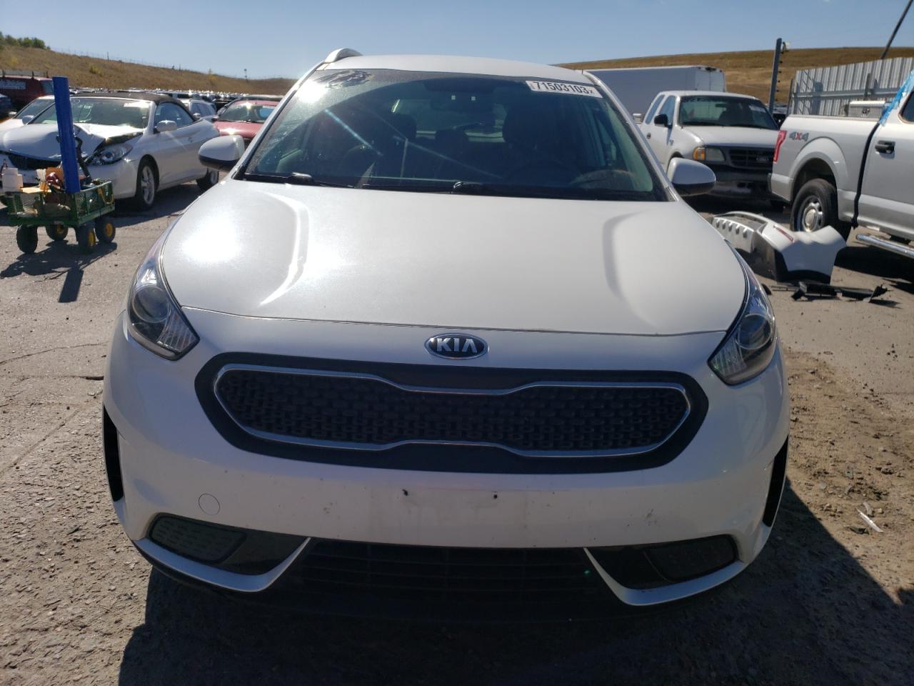 KNDCB3LC0K5337725 Kia Niro FE 5