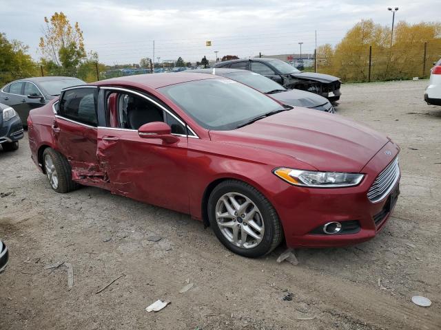 Седани FORD FUSION 2016 Червоний