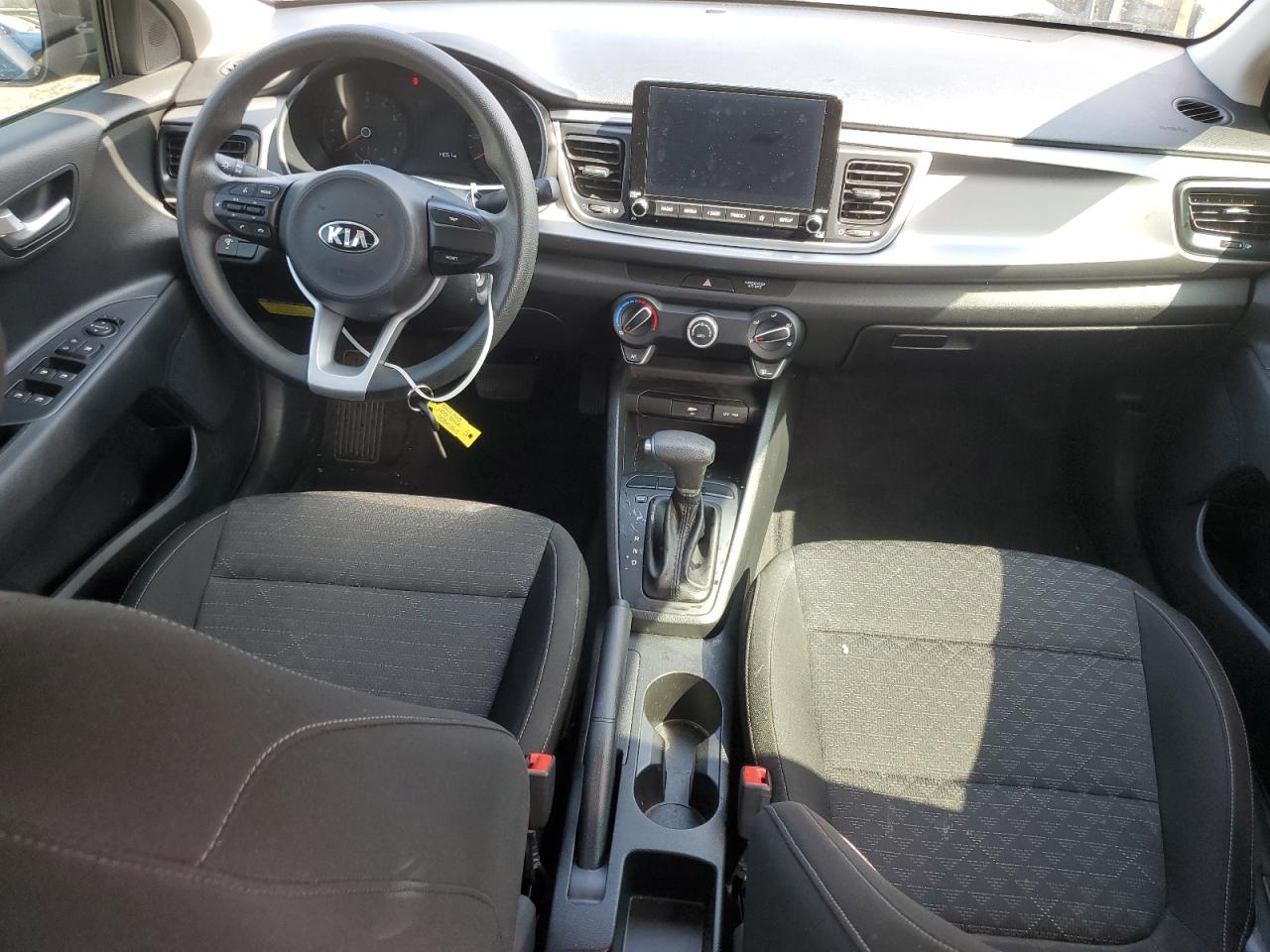 3KPA24AD5ME416565 2021 Kia Rio Lx