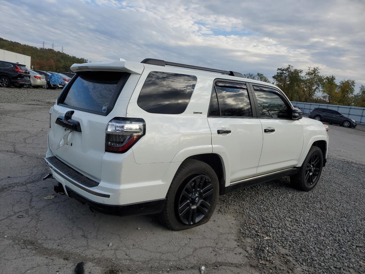 JTEBU5JR9K5721829 2019 Toyota 4Runner Sr5