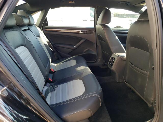 2018 VOLKSWAGEN PASSAT GT 1VWJM7A36JC037691