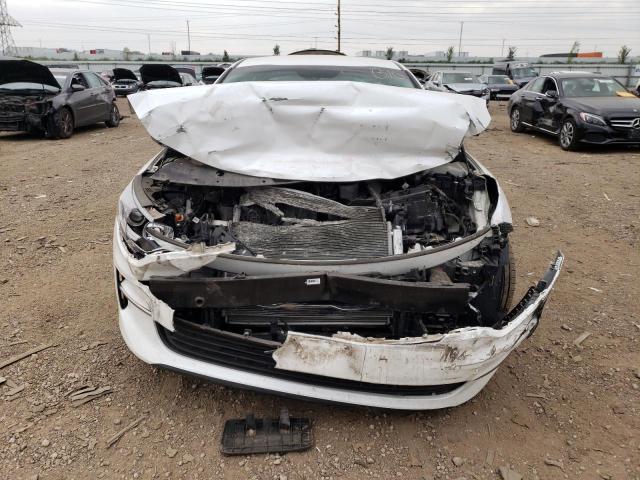  KIA OPTIMA 2017 Білий