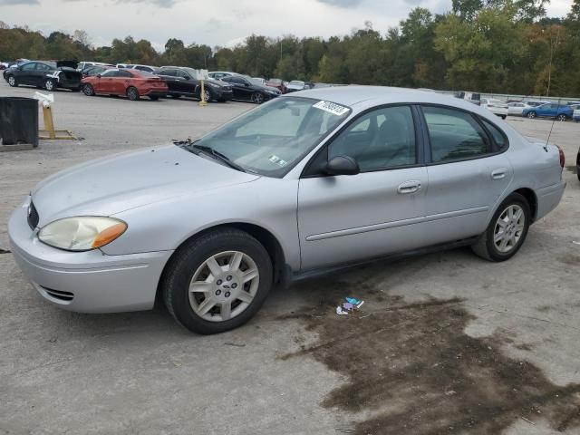 2005 Ford Taurus SE