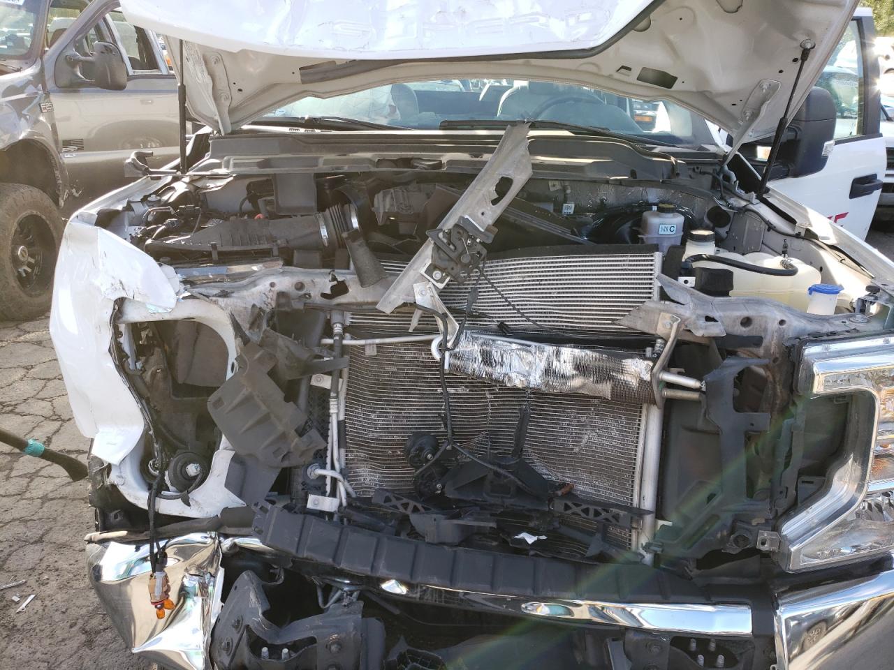 VIN: 1FDBF2A62NEE43648 2022 FORD F250