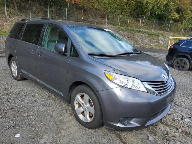 5TDKZ3DC2HS895570 | 2017 TOYOTA SIENNA LE