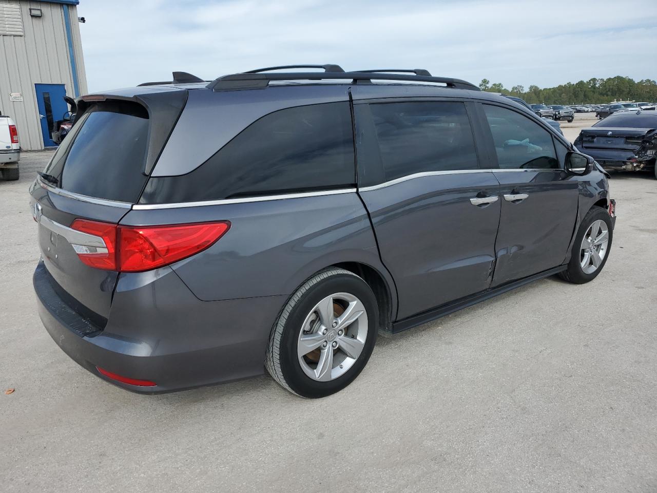 VIN: 5FNRL6H76KB090052 2019 HONDA All Models