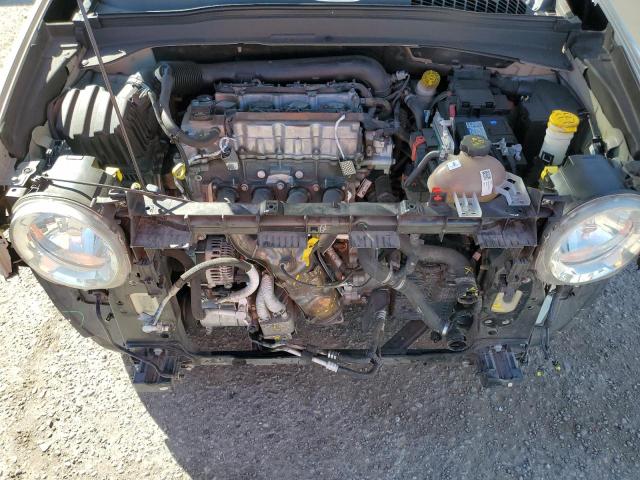 ZACCJAAT2FPB38960 Jeep Renegade Sport