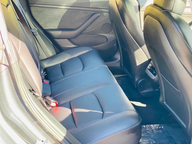 5YJ3E1EA9PF396883 Tesla MODEL 3