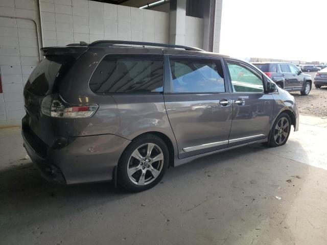 5TDXZ3DC6JS934933 2018 TOYOTA SIENNA, photo no. 3