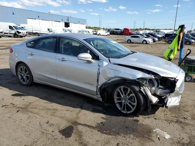 3FA6P0RU2KR236332 Ford Fusion TIT 4