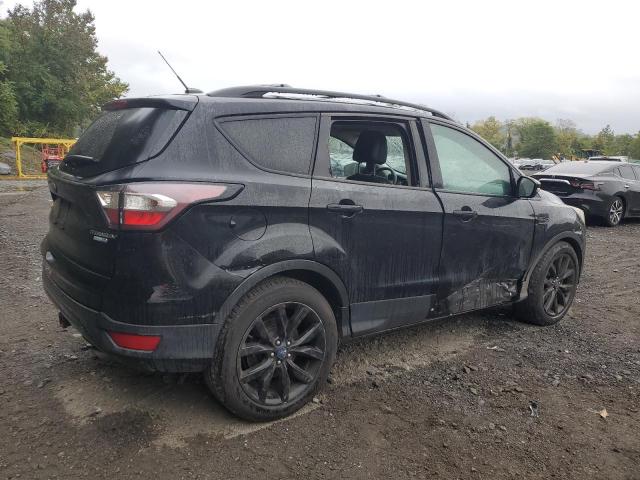 1FMCU9J98HUC93133 2017 FORD ESCAPE, photo no. 3