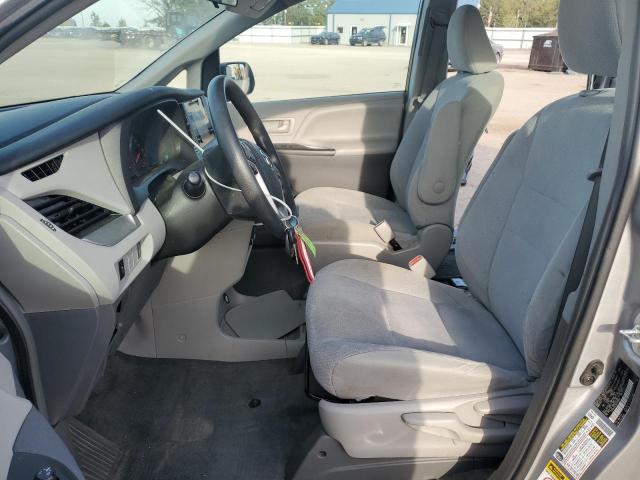 5TDZK3DC3GS700688 Toyota SIENNA