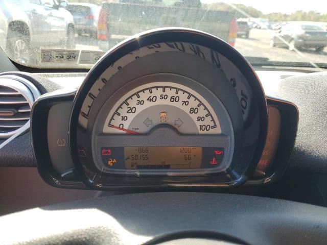 VIN WMEEJ3BA2EK745128 2014 Smart Fortwo, Pure no.9