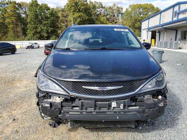 2C4RC1EG6HR628267 2017 CHRYSLER PACIFICA, photo no. 5