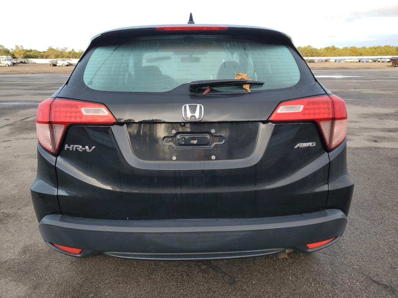 VIN: 3CZRU6H33GM722173 2016 HONDA HR-V
