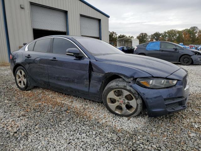  JAGUAR XE 2017 Синий