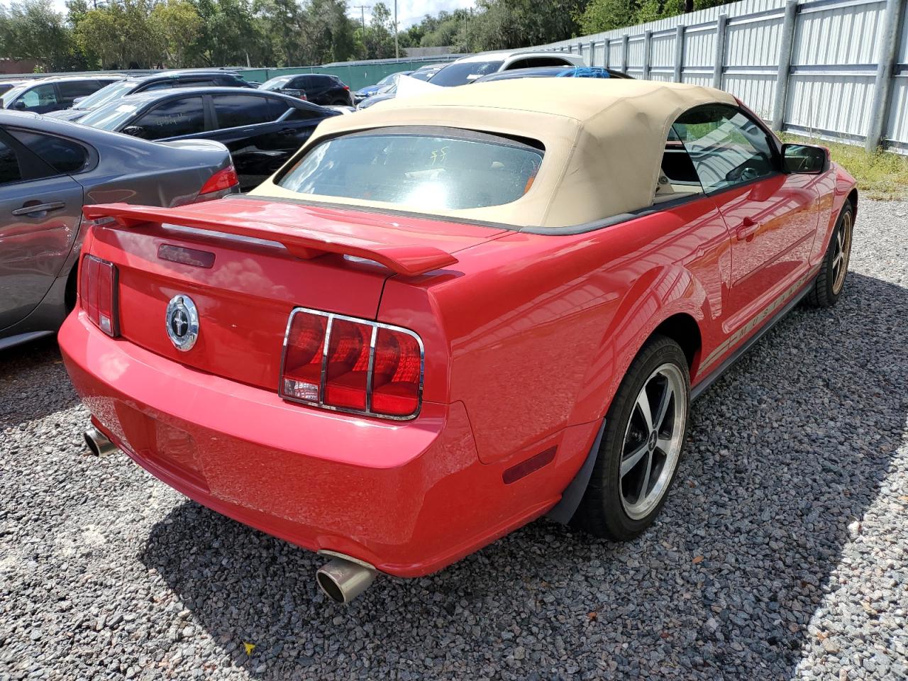1ZVFT84N955225255 2005 Ford Mustang 1ZVFT84N955225255 2005 Ford Mustang