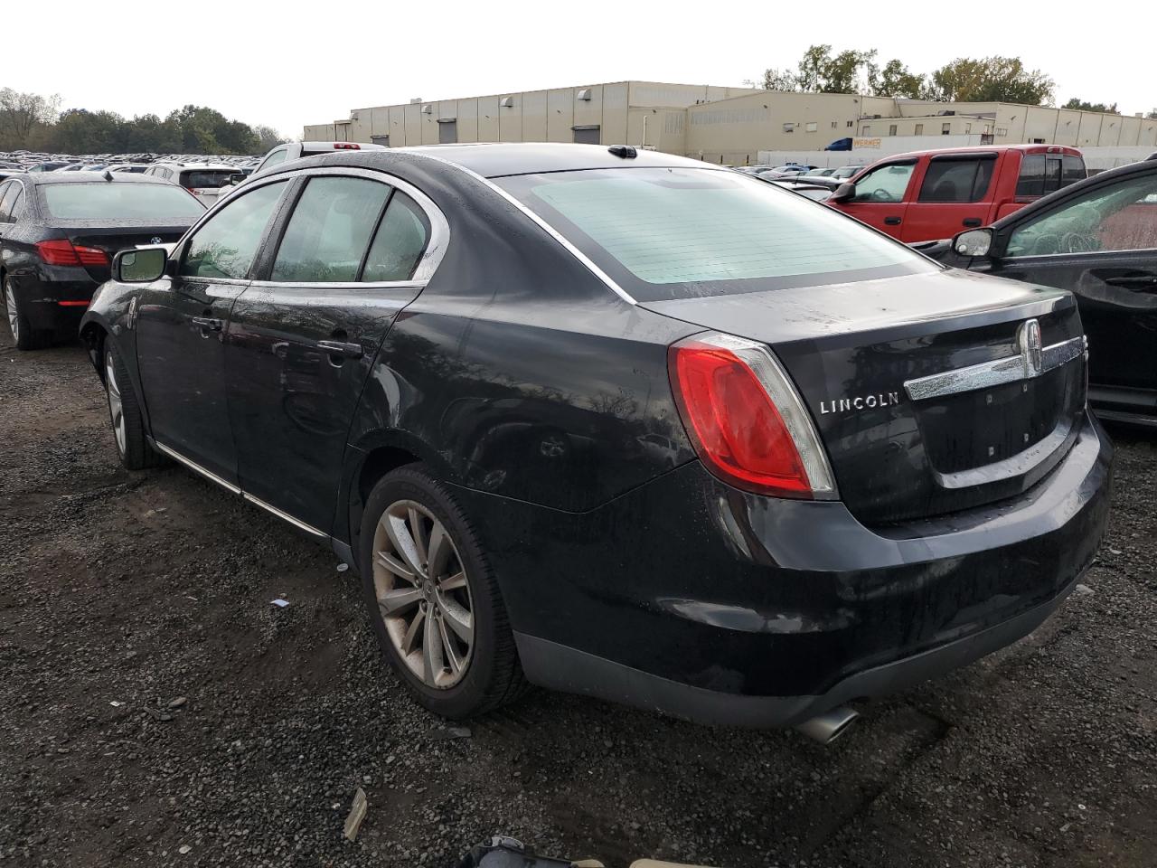 1LNHL9ER2BG600188 2011 Lincoln Mks