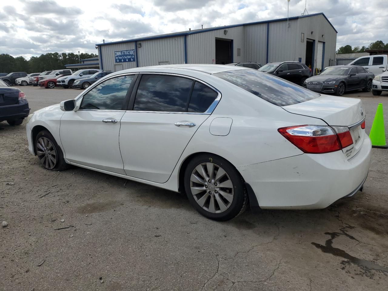 1HGCR2F77DA130894 2013 Honda Accord Ex