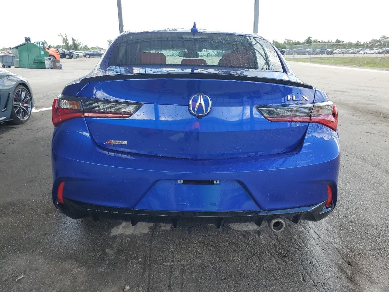 19UDE2F8XMA004800 Acura ILX PREMIU 6