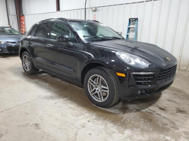 VIN WP1AA2A56JLB20519 2018 Porsche Macan no.4