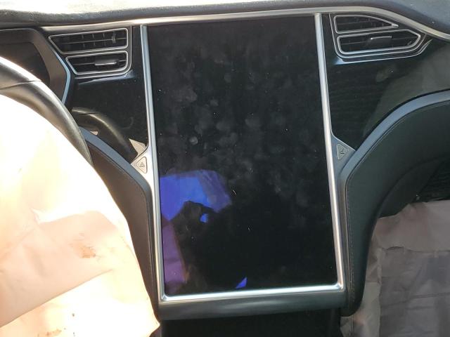2016 TESLA MODEL X - 5YJXCAE22GF017593