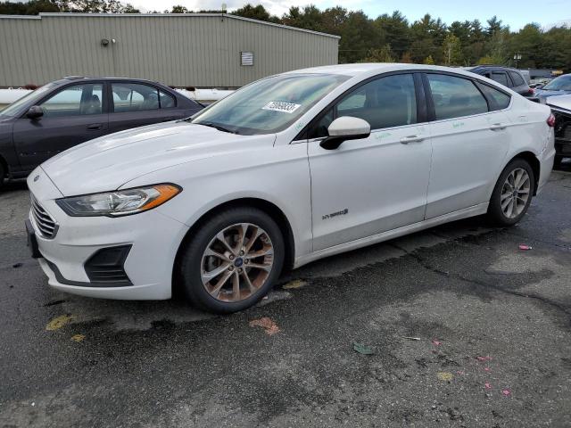 3FA6P0LU4KR138086 Ford Fusion SE