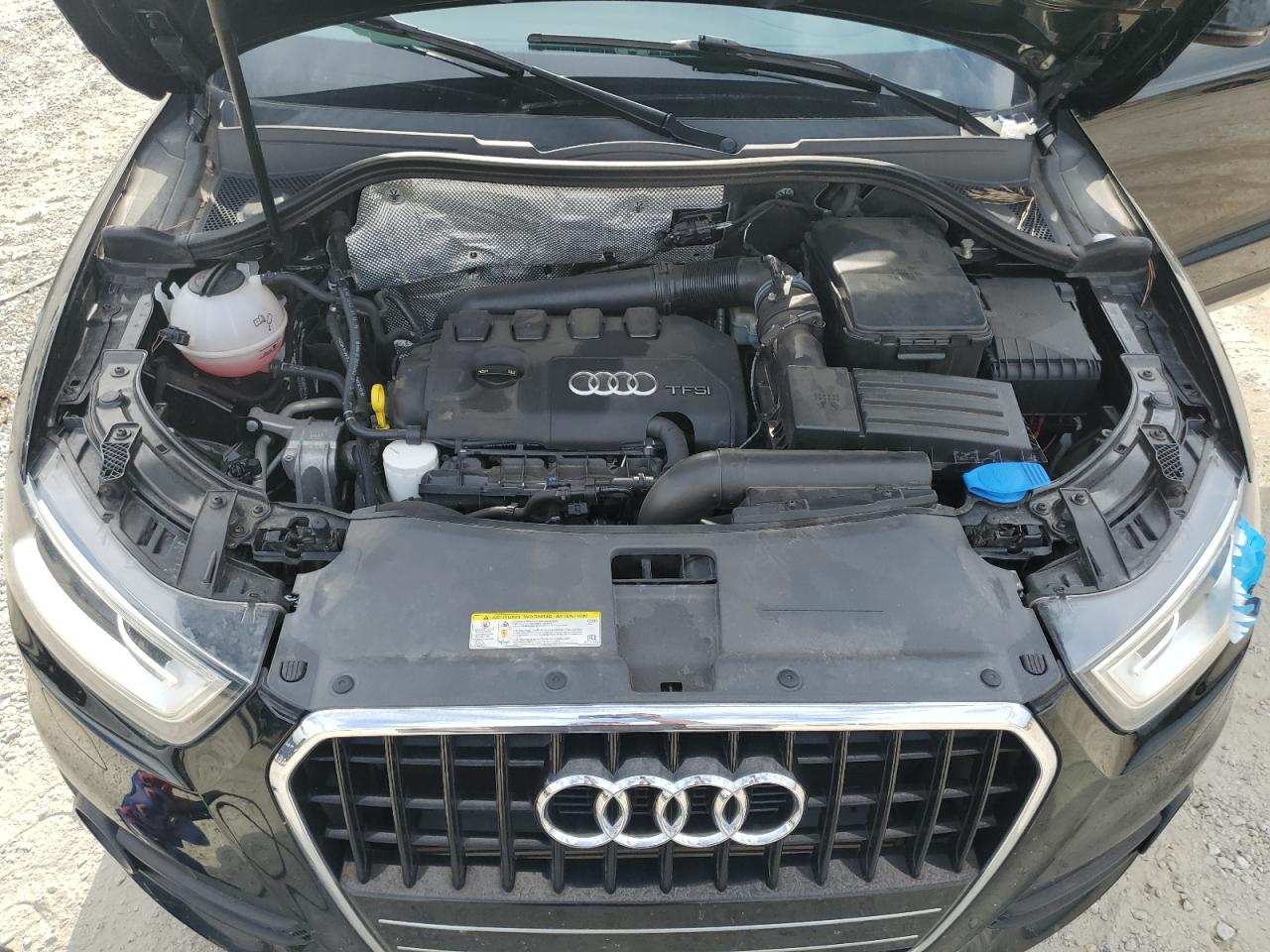 WA1FFCFS7FR013619 2015 Audi Q3 Prestige