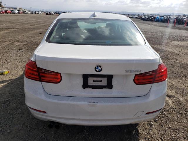 WBA3C1C51FP852887 BMW 328 I Sulev