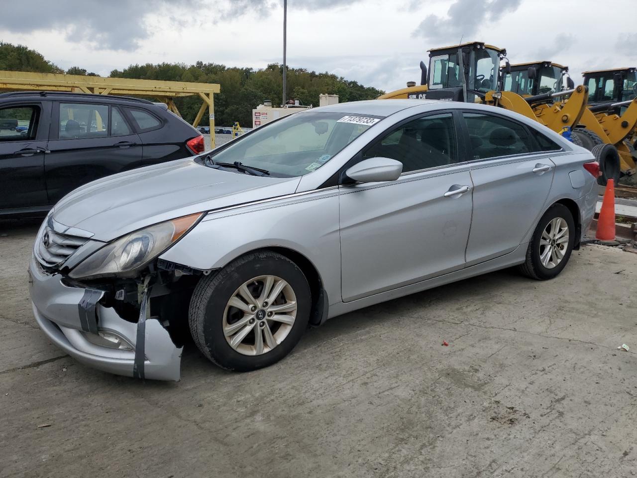 5NPEB4AC5DH758358 2013 Hyundai Sonata Gls