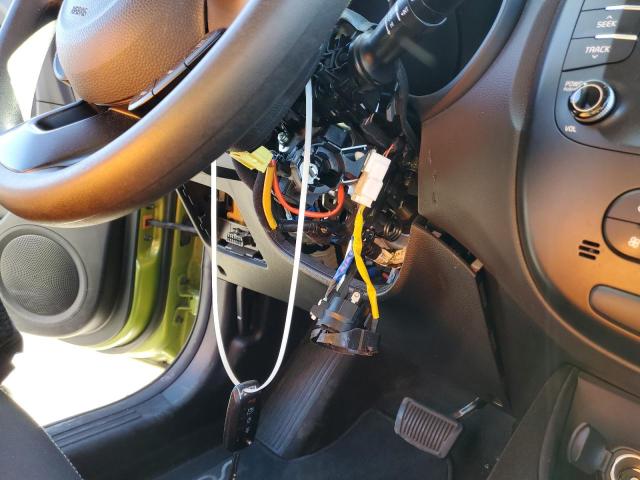 KNDJP3A5XJ7902370 KIA SOUL +
