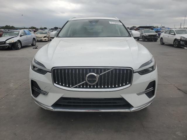 2022 VOLVO XC60 B6 IN - YV4062RL6N1942236
