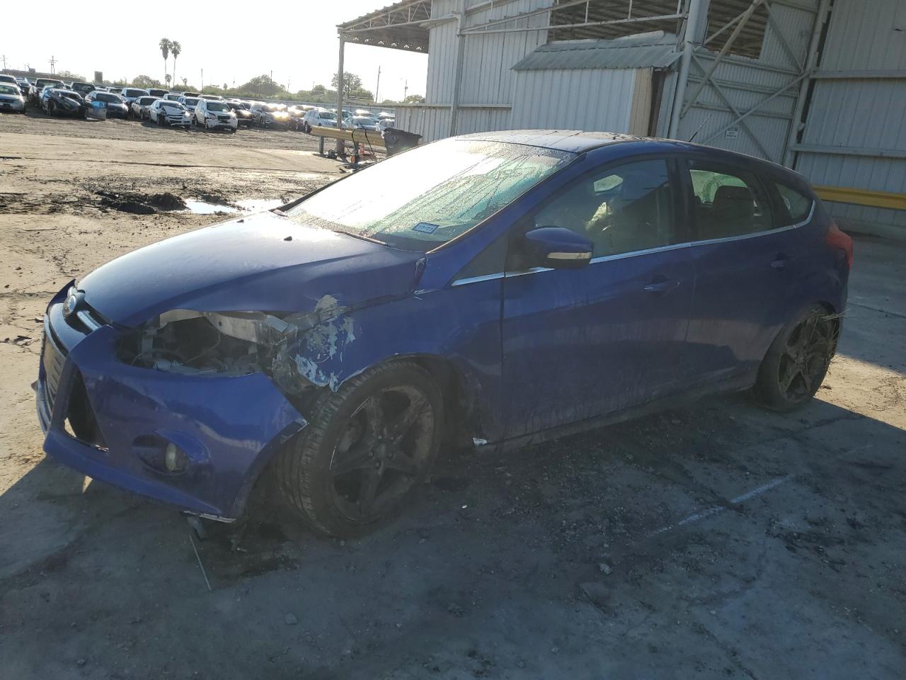 1FADP3N27EL130460 2014 Ford Focus Titanium 1FADP3N27EL130460 2014 Ford Focus Titanium
