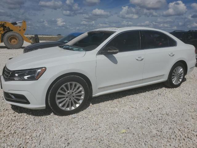 2017 Volkswagen Passat SE