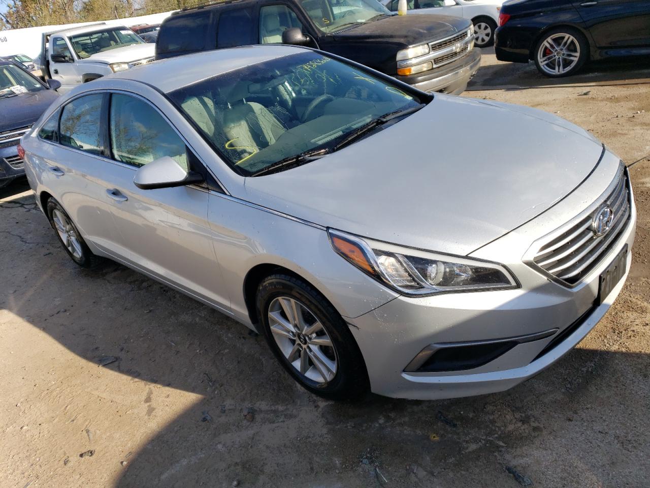 5NPE24AF8HH517202 2017 Hyundai Sonata Se