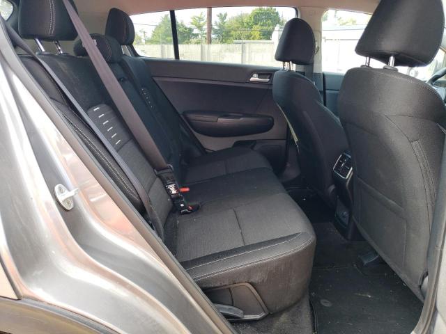 KNDPMCAC4J7370213 KIA Sportage Lx