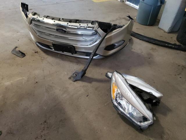 1FMCU0GD3JUD39903 Ford ESCAPE SE