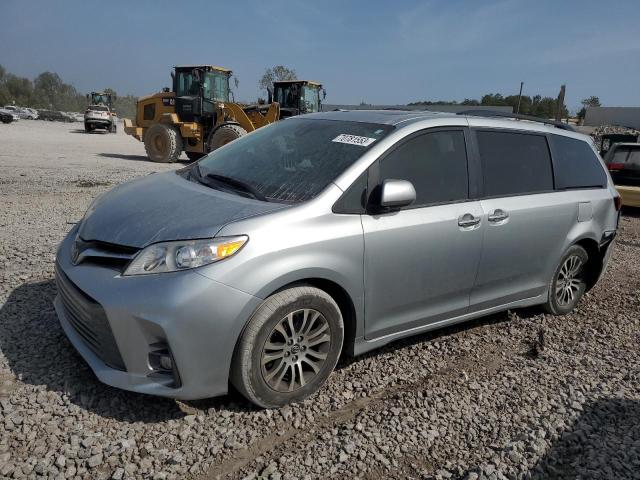 2019 Toyota Sienna XLE