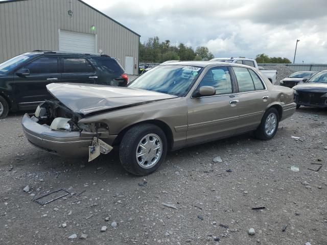 2001 Ford Crown Victoria 