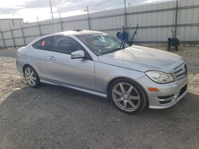 VIN WDDGJ4HB1DG052524 2013 Mercedes-Benz C-Class, 250 no.4