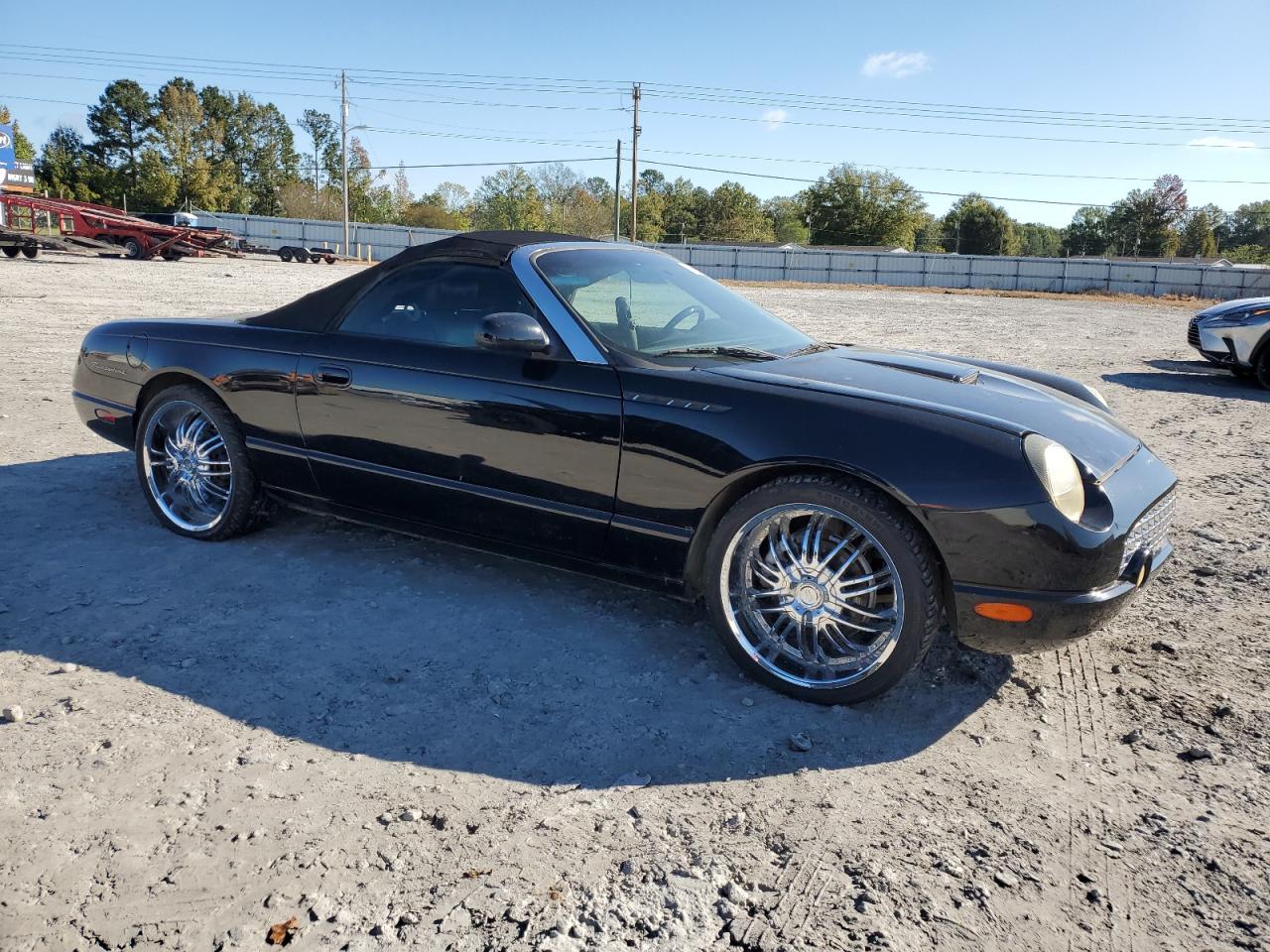1FAHP60A92Y102756 2002 Ford Thunderbird