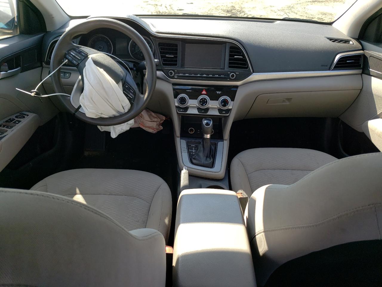 5NPD84LF3KH407382 2019 Hyundai Elantra Sel