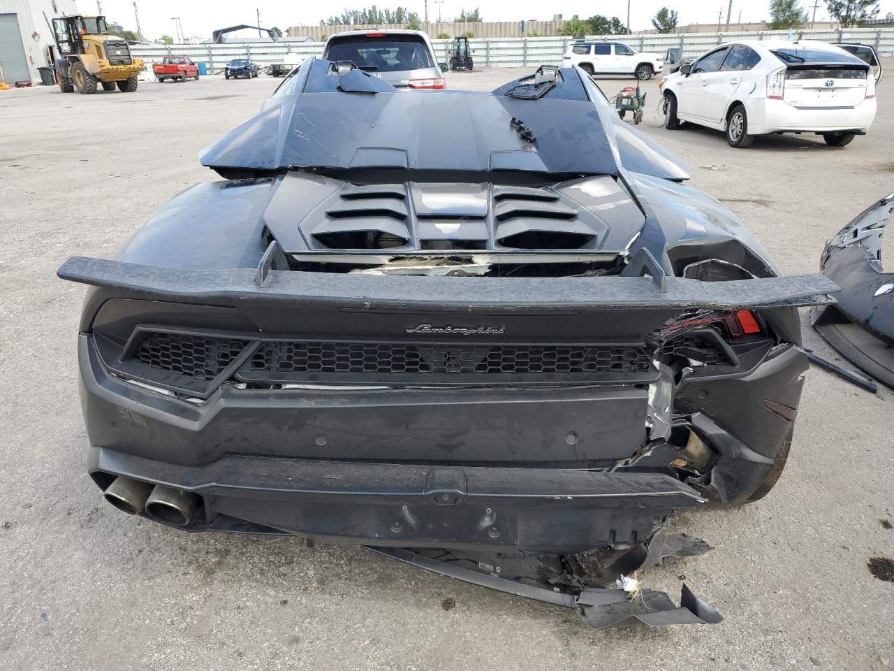 ZHWUR2ZF3HLA08303 2017 Lamborghini Huracan