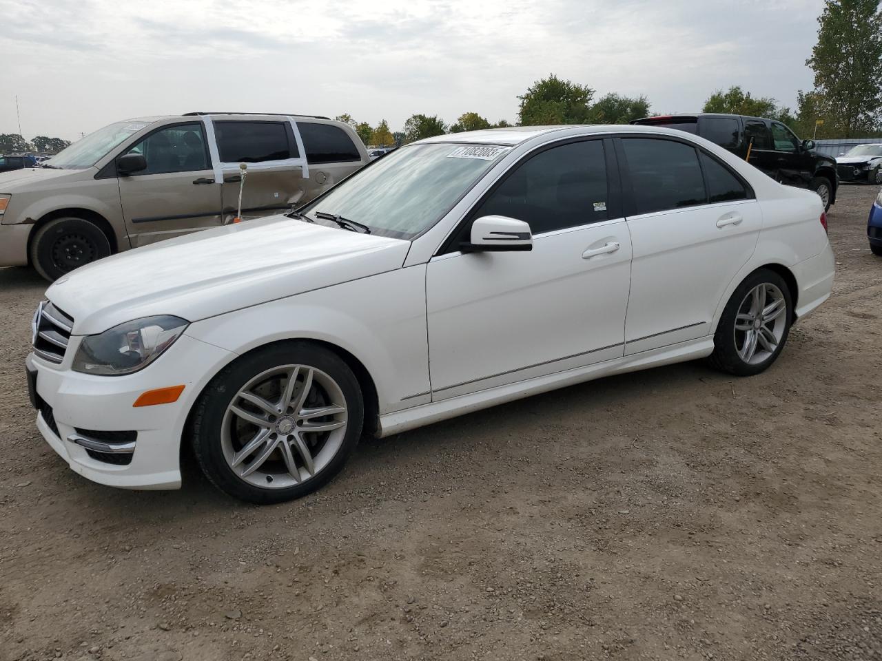 WDDGF8AB7EA907749 2014 Mercedes-Benz C 300 4Matic