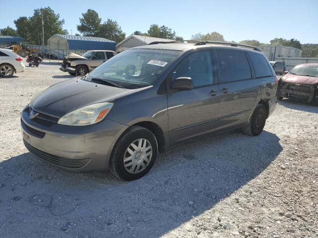 2004 Toyota Sienna CE