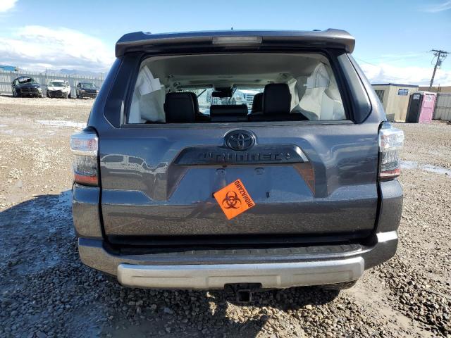 2020 Toyota 4Runner Sr5/Sr5 Premium VIN: JTEBU5JR8L5770456 Lot: 72267073